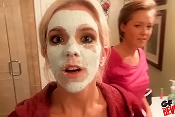Cheating Together - Bailey Bae And Halle Von - porn video