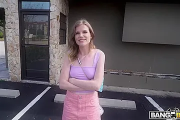 Small Town Girl Gets Freaky - Niki Sweet - porn video