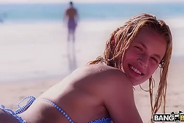 Marcus London, Sloan Harper Sloan Harpers Sexual Beach Vacation Day 2 / 28.12.2019 - porn video