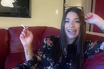 Lacey Channing Meets You In Vegas! With Britney Blue - porn video