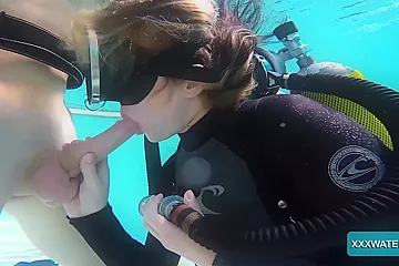 Jason and Monica fuck hard underwater - porn video