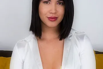 Look Deep Into Dee’s Eyes - porn video