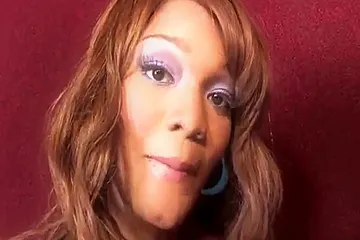 The Black Girls Lilke The Red Wall Background (gloryhole) - porn video
