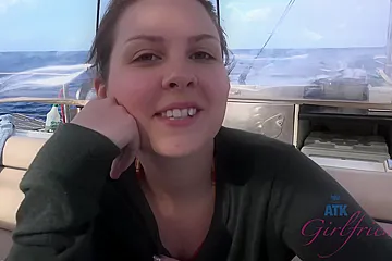 Cali Hayes - 19 - 4k - porn video