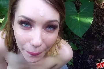 Raylin Ann And Sean Lawless In Pussy In The Park - porn video