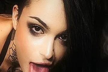 The Smoke Show With Leigh Raven - porn video