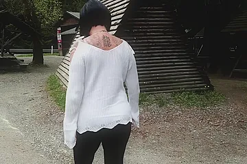 Amateur Cougar With A Nice Cleavage Walking In Clear Stripper Heels Outdoors - porn video
