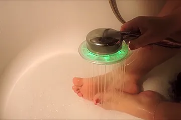 Naughty German Girl Showering Her Amazing Naked Feet In The Bathtub - porn video