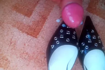 Cum On Shoes - porn video