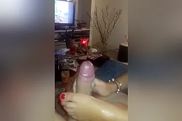 Receiving A Handjob And Footjob While Watching A Tv Dream Of Every Man - porn video