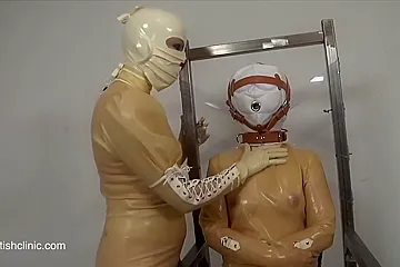 2 Latex Girls - porn video