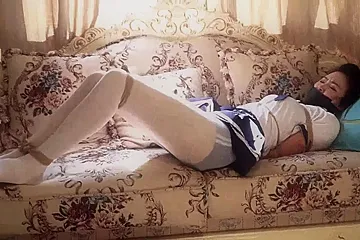 Chinese schoolgirl (18+) - porn video