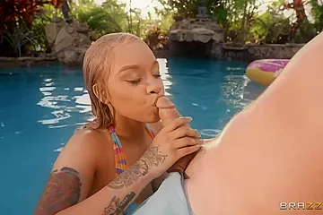 Inked Ebony Advoree Gets Properly Fucked By The Pool With Kyle Mason - porn video