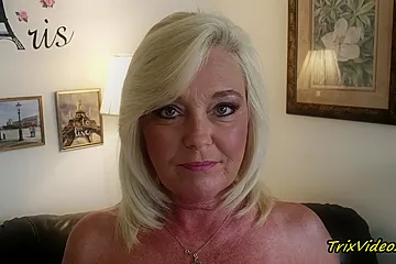 Ms Paris Rose And Paris Rose - The Sexy Satin & Pantyhose Experiments With - porn video