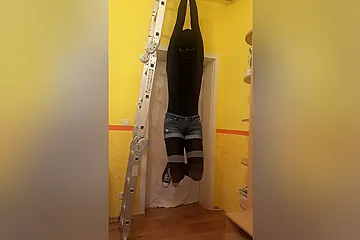 Hand - Suspension Bondage In Pantyhose And Hot Pants - porn video