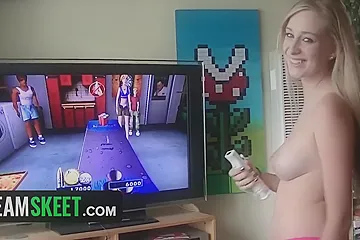 Fresh New Babe Stacie Jaxxx Fails Strip Video Game And Lets Boyfriend Cover Her Face With Hot Jizz - porn video
