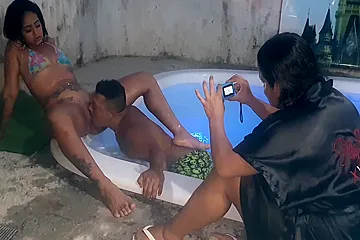 Deixei Meu Namorado Foder Minha Prima Samantha Squirt Na Festa Do El Toro De Oro Com Thales Milleto Oficial E Fada Mel 27 Min - porn video
