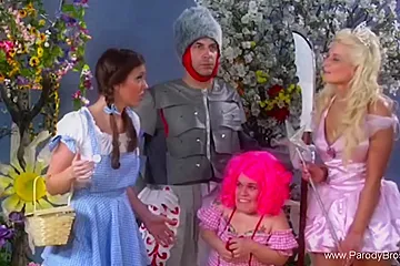 Midget Sex In The Land Of Oz - porn video