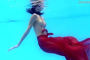 Hermione Ganger - Tiny Skinny Pornstar In The Pool - porn video