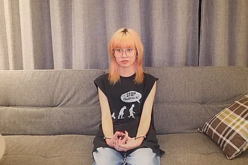 Handcuffed Girl - porn video