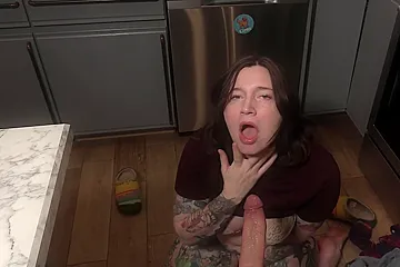Bettie Bondage – Magic Remote Makes Step mom A Gag Slut P2 - porn video