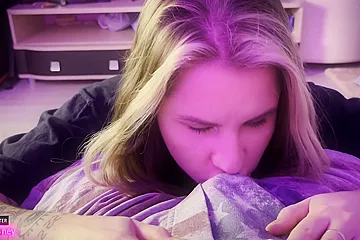 I Love Talking On The Phone And Fucking And Sucking Dick At The Same Time Holyxhoney (full Version) - porn video