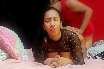 Step daddy And Stepdaughter Shared Bed - porn video