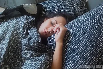 Tireless Lovers Exchange Oral Pleasures In A 69 Scene - porn video