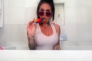Super Horny Fun Time - porn video