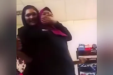 Hijab Girl Handgag - porn video