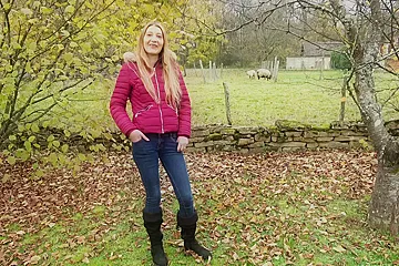 Jessie, 35, farmer in Dole (39)! - porn video