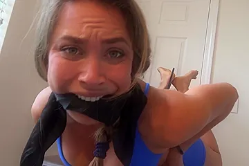 Anastasia Cleave Gagged - porn video