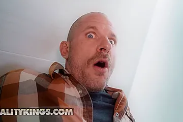 Free Premium Video Reality Kings - Gorgeous Angel Youngs Catches Scott Jerking Off And Gets Horny About His Hard Dick (18+) - porn video