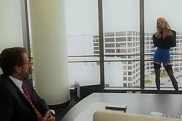 Big Breasted Milf Sarah Jessie Pussy Nailed On The Office Table - porn video