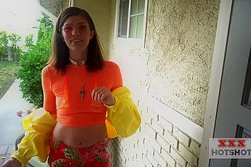 Pissing Loving Babe In High Heels Throat Copulated B - porn video