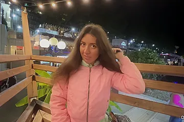 Studentka Trahnulas S Pervm Vstrechnm Parnem I On Zalil Ee Kisku Goryachei Spermoi - Krempai - porn video