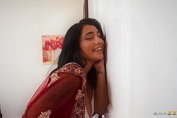 Wet Hot Indian Wedding: - Aaliyah Yasin - porn video