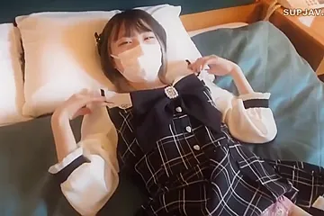 Legendary Shoot: 18-year-old In Thigh-highs Gets Played By Dirty Old Man - porn video