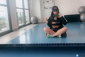 Joi2018 Jerk Off Instructions Joi Sexy Latina Public Gym Punheta G - porn video