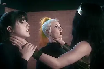 Olive Glass - Wonder Woman In One Dumb Woman Meet The Fembots - porn video