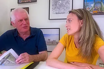 Brenda Dixon - Answers - Darkhaired Babe - porn video