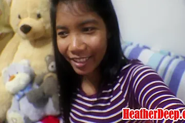 10 Weeks Pregnant Thai Teen Gives Blowjob (18+) - porn video