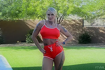 Stephanie Love - porn video