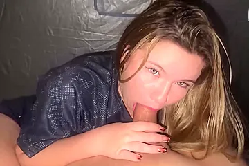 Amateur camping hook-up with super-hot platinum-blonde and her enormous caboose gets creampied - Blonde caught - porn video