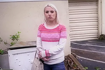 Aria Banks Got Bucks And Hard - porn video