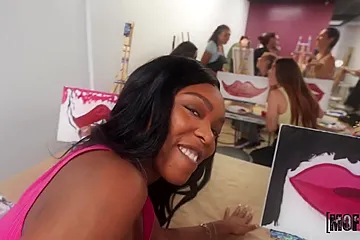 Lets Post It / Munro Blaxxx, Tony Rubino - Painting Class Ass - porn video