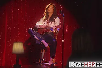 Vince Karter And Scarlett Alexis - Lovely Singer Fucked By Foot Fetishist - porn video